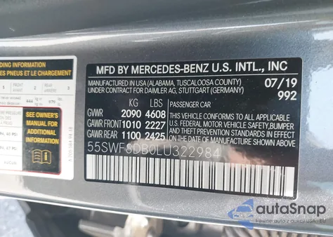 2020 Mercedes-Benz C 300 z USA, uszkodzony, nr VIN 55SWF8DB0LU322984